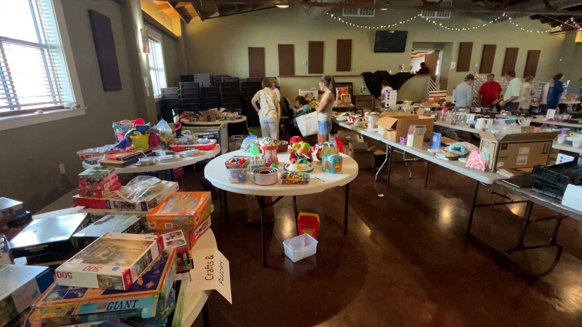 Starkville First United Methodist Church hosts “Attic Sale”